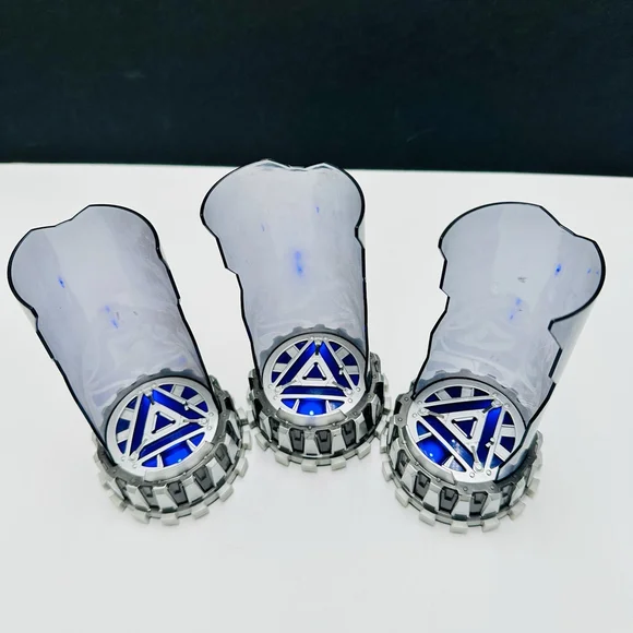 Marvel Universe Lot of 3 Iron Man Figures Mixed With Light-Up Bases Mark iV - Picture 3 of 13